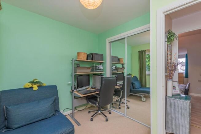 23. Bedroom 4 (2).jpg