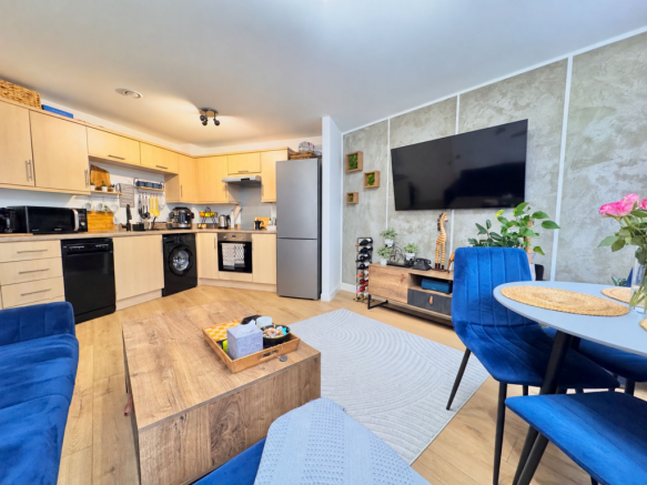 Open Plan Kitchen/Living/Dining