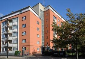 Flat 4, Bramber, Cromer Street, London WC1H 8JS