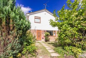 93, Wayside Green, Woodcote, Reading RG8 0PR
