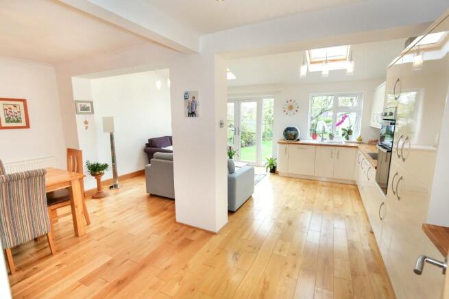 Kitchen/Dining Room
