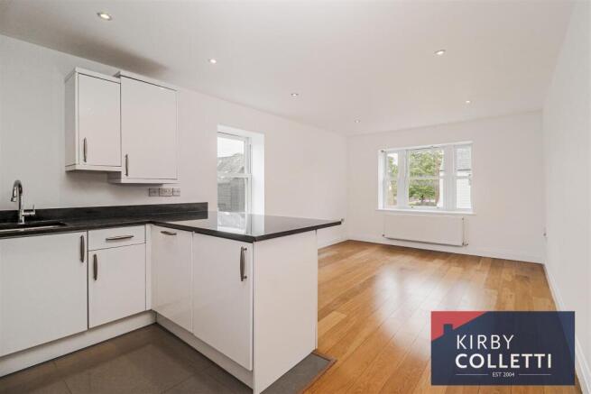 OPEN PLAN LIVING ROOM