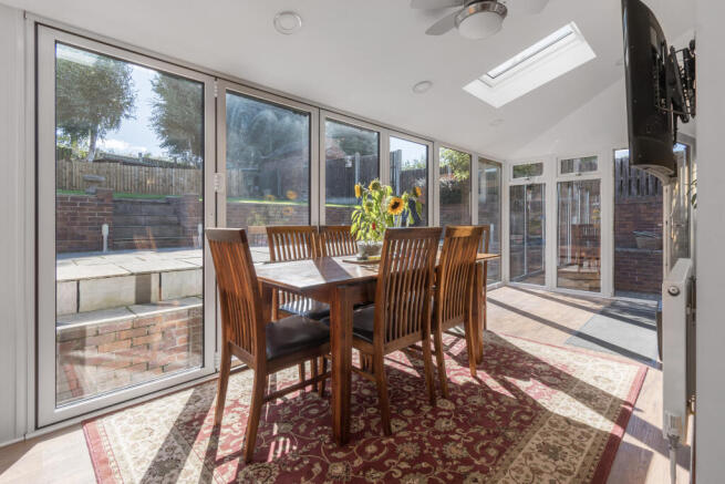 4 bed Detached for sale Image 10