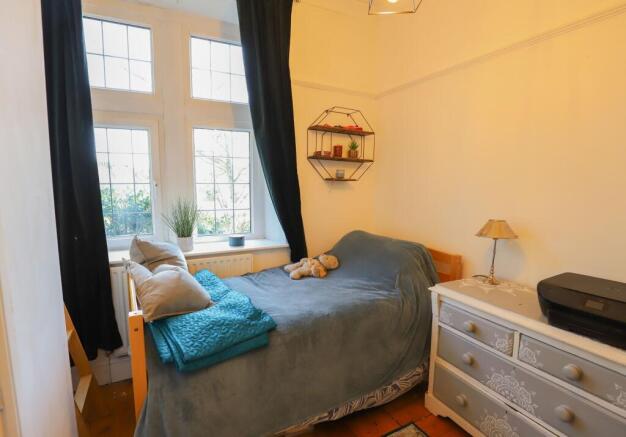 Photo 12