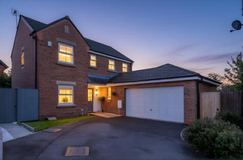 Dam Wood Close, Chorley, PR7