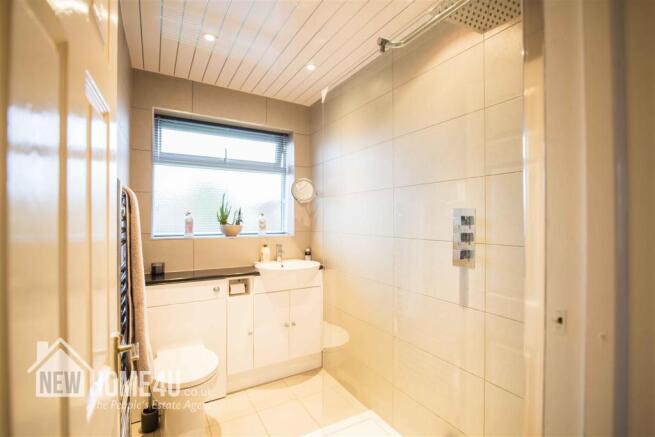 BATHROOM: