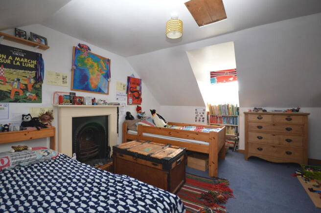 Photo 9