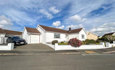 Woodland Crescent, MILFORD HAVEN, Dyfed, SA73