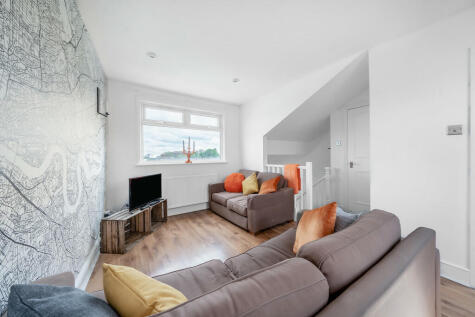 Fairbridge Road, N19