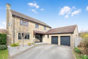 17, Freame Way, Gillingham SP8 4RA