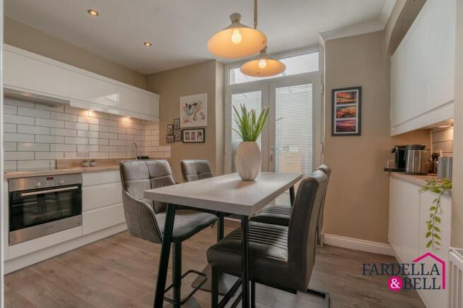 2 bed Terraced for sale Image 7