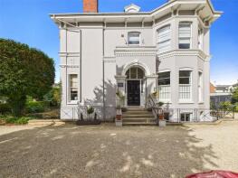 Flat 2, 40 Princes Court, St Stephens Road, Cheltenham GL51 3AA