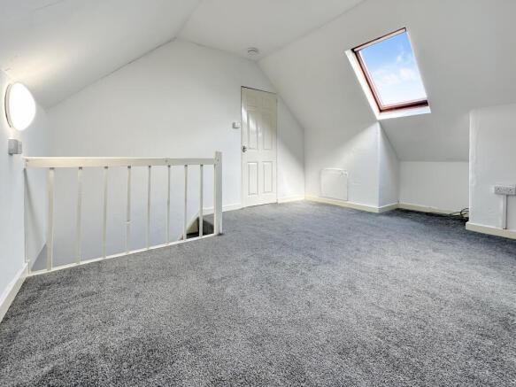 3 bed Terraced for sale Image 10