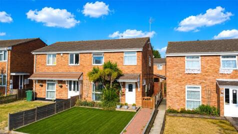 Skye Close, Calcot, Reading, Berkshire, RG31