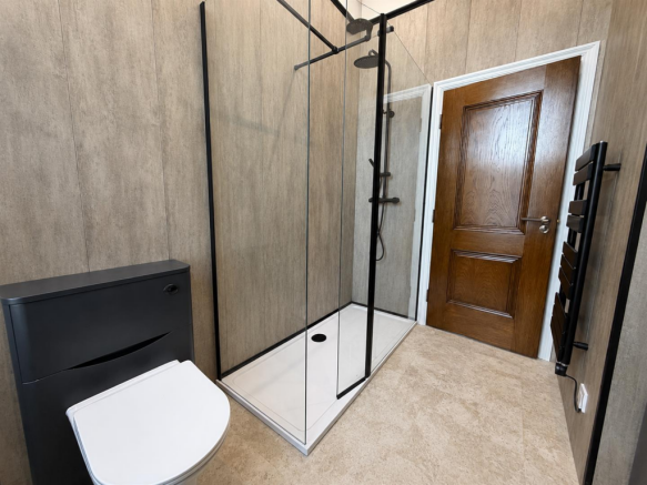 2 bed Apartment to rent Image 7