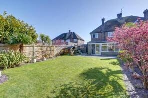 9, Lansdowne Crescent, Hailsham BN27 1LN