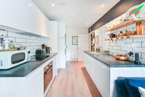 St, James' Crescent, Brixton, London, SW9