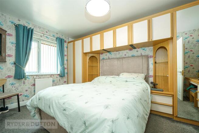 3 bed Semi-Detached for sale Image 7