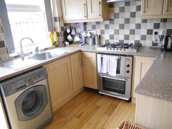 KITCHEN:
