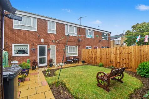 NN17 Browning Walk, Corby