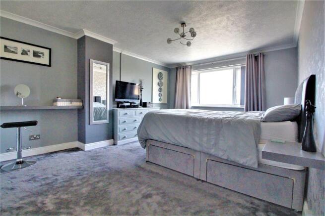 Bedroom 1 (Double)