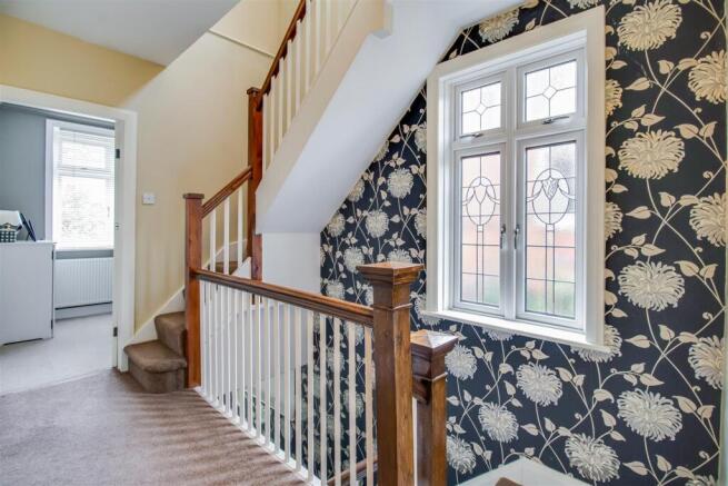 4 bed Semi-Detached for sale Image 7
