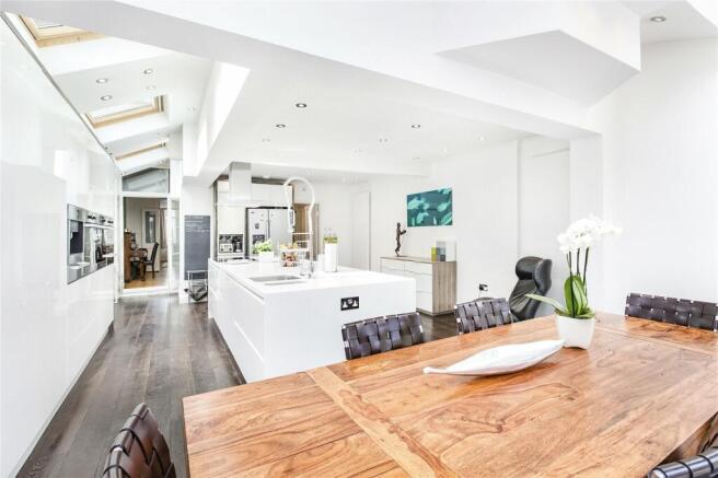 Kitchen/Dining