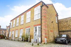4, Symphony Mews, London W10 4JW