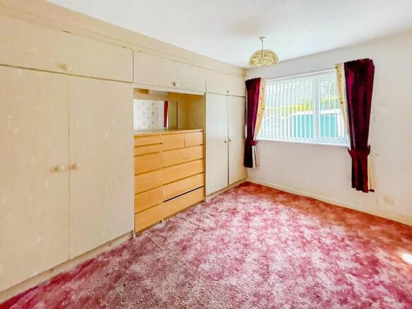 2 bed Semi-Detached Bungalow for sale Image 9