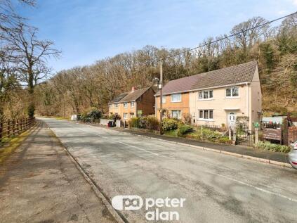 Min Yr Awel, Pont Nedd Fechan, Neath