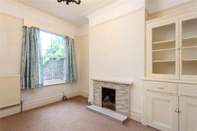 3 bed Terraced for sale Image 4