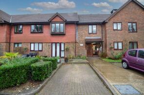 Flat 10, The Gables, Ransom Close, Watford WD19 4NG