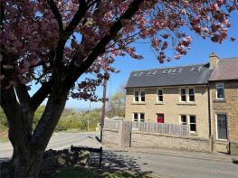 1, South View Terrace, Grange Moor, Wakefield WF4 4DZ