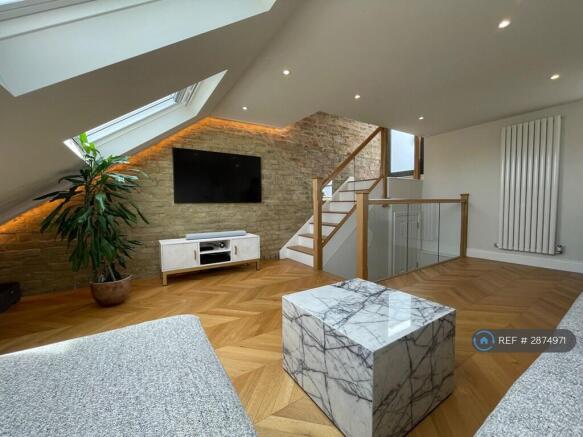 Loft: Bedroom 5 / Office