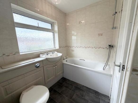 2 bed Semi-Detached for sale Image 7