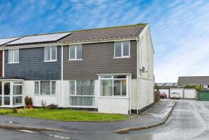 5, Firsleigh Park, Roche PL26 8JN