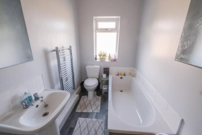 2 bed Terraced for sale Image 10