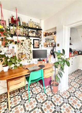2 bed Terraced for sale Image 8