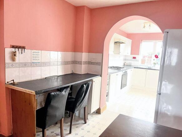 KITCHEN/DINER