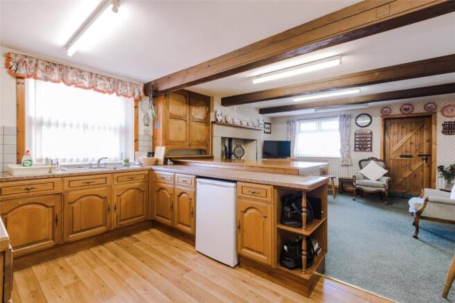 Kitchen/Dining