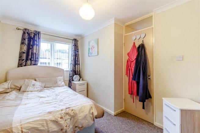 8415131-interior09.jpg