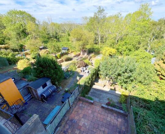 View over garden to rear.jpg