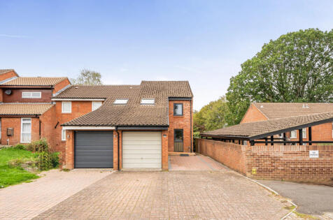 King Arthur Close, Cheltenham, Gloucestershire