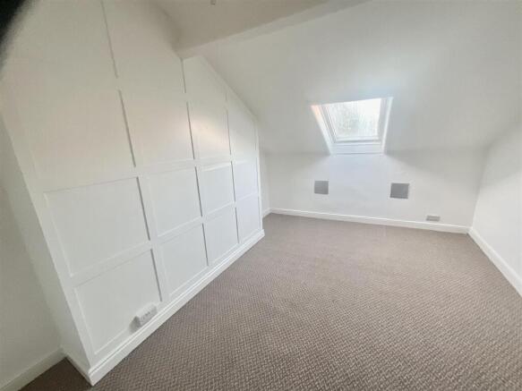 Not Specified to rent Image 5
