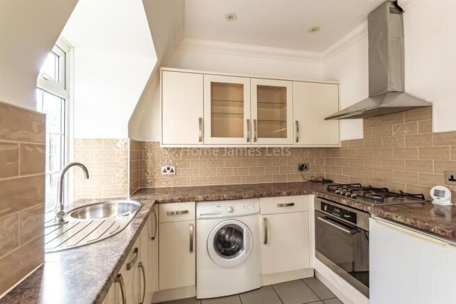 17899384 Kitchen(2).jpg