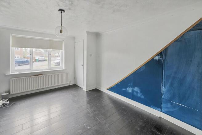 24 Gunn Close, Nottingham NG6 7DY