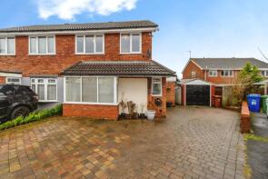 19, Foxhill Close, Heath Hayes, Cannock WS12 3XD