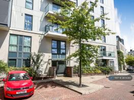 Flat 1, Randall Court, Dairy Close, London SW6 4HF