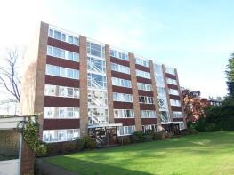 5, 330 332 Lindum Court, Poole Road, Poole BH12 1AS