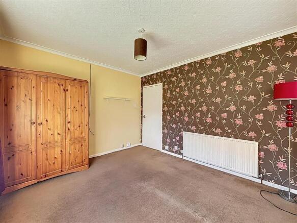 2 bed Detached Bungalow for sale Image 9